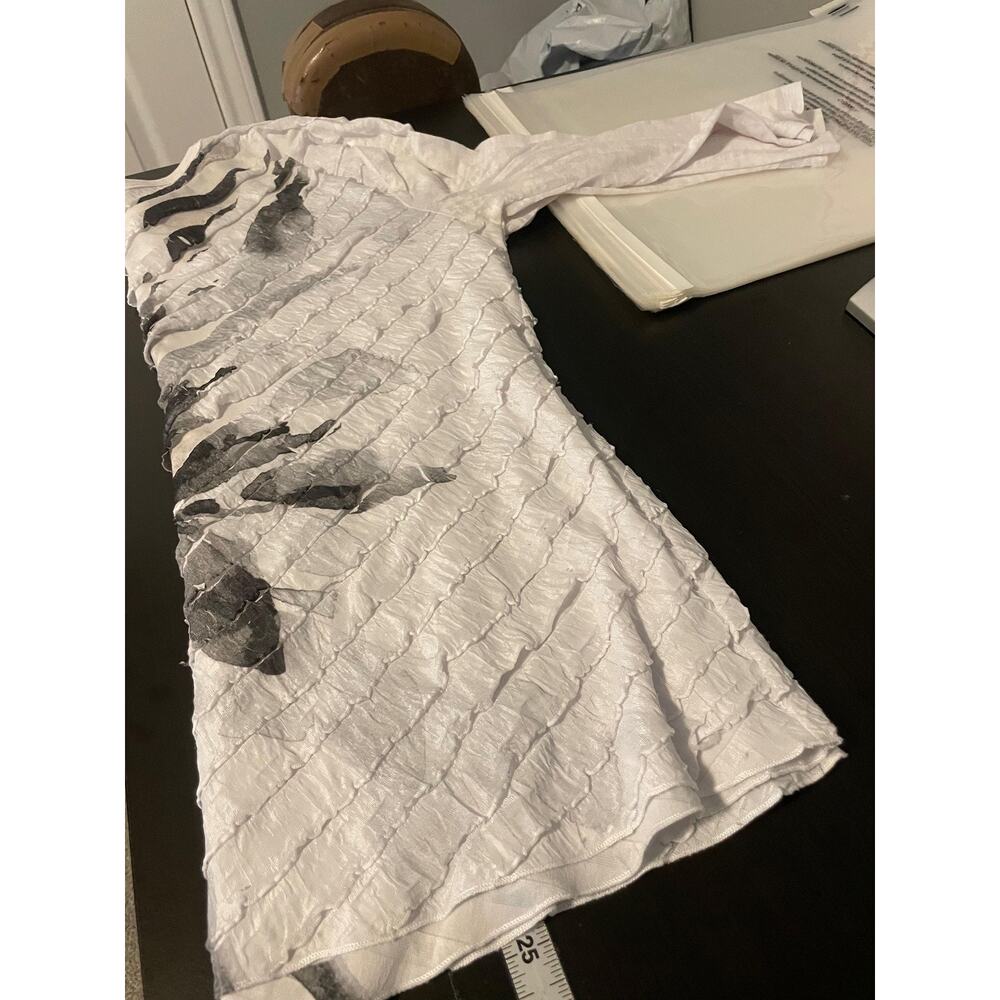 Jess & Jane Shirt Womens Medium White Black Crinkle Floral 3/4 Sleeve USA Artsy - Picture 6 of 7